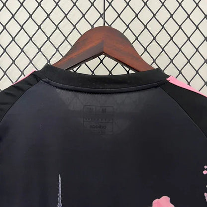 Maillot Japon saison 2023-2024 édition spéciale dragon noir et rose